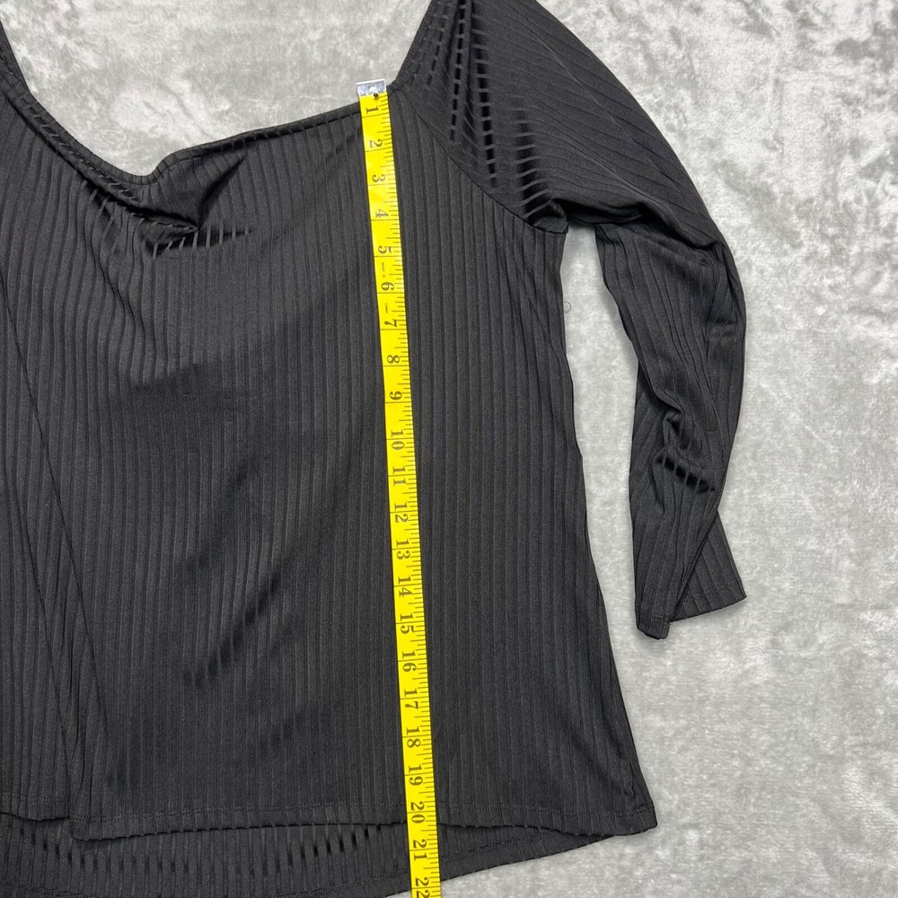 Eloquii Shirt Women's 18/20 Black Twist‎ Front Goth V-Neck Stretch - Picture 11 of 12